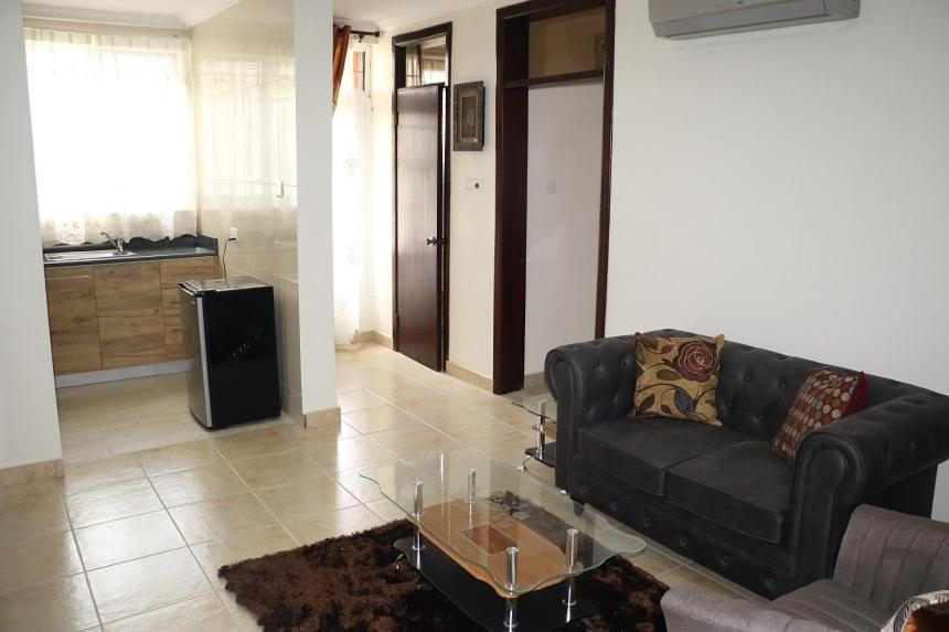 Jaria Apartments อักกรา ภายนอก รูปภาพ