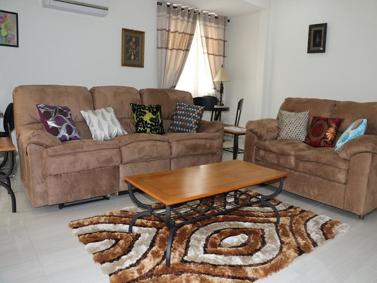 Jaria Apartments อักกรา ภายนอก รูปภาพ